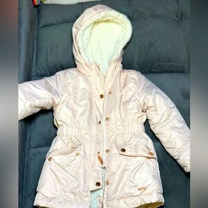 Gorgeous girls pink puffer jacket 4T
